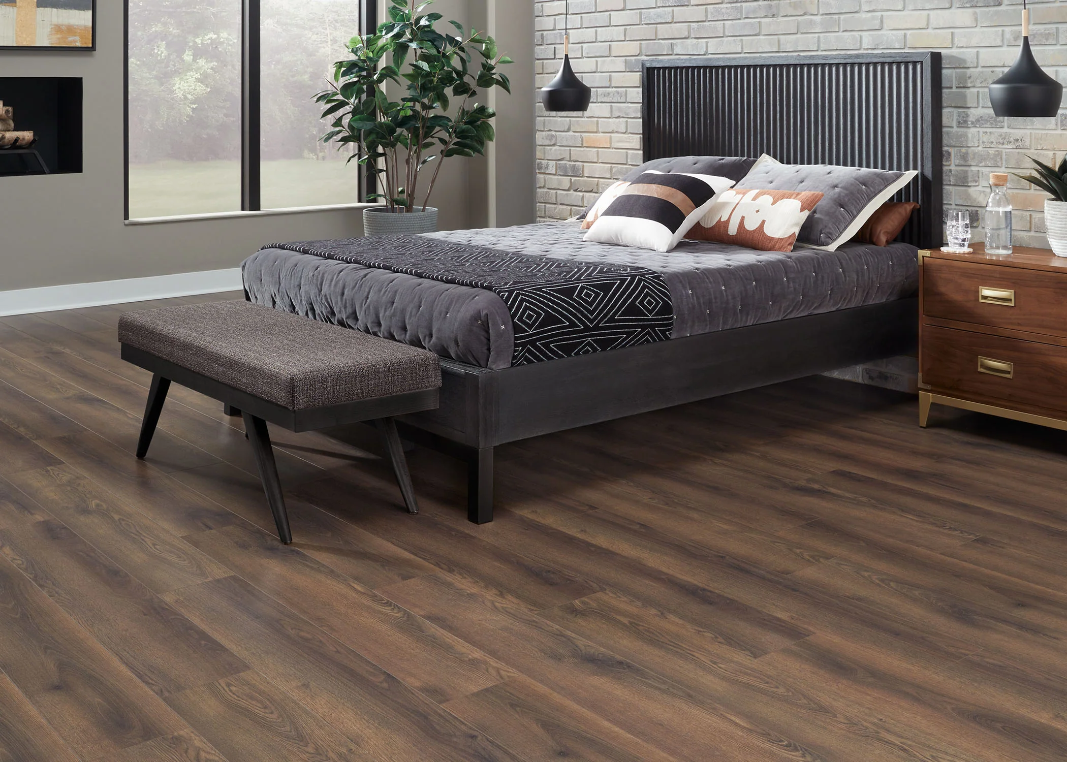 10mm Barnwood Oak w/Pad Water-Resistant Laminate Flooring - Sample - Image 2